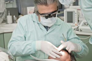 Quelles sont les garanties de qualité offerte par le dentiste Hongrie?
